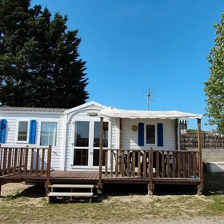 Camping Le Logis 3 étoiles *