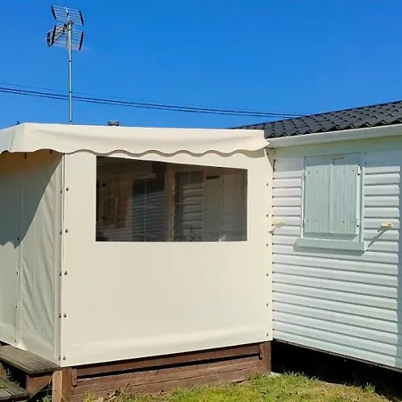 Le Logis 3 Etoiles Kemping