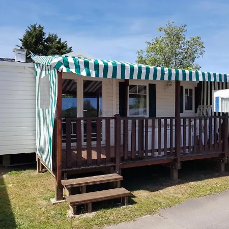 Camping Le Logis 3 étoiles *