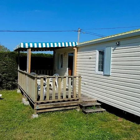 Camping Le Logis 3 étoiles *