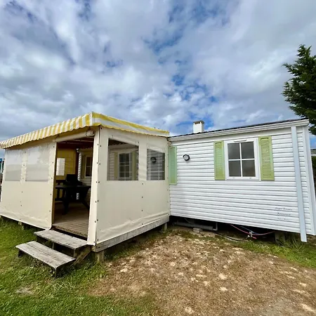 Le Logis 3 étoiles Camping *