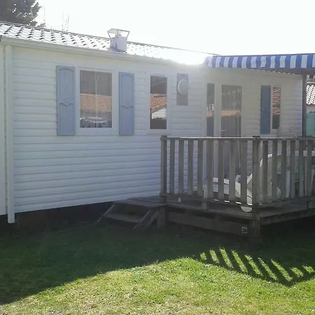 Le Logis 3 étoiles Camping *